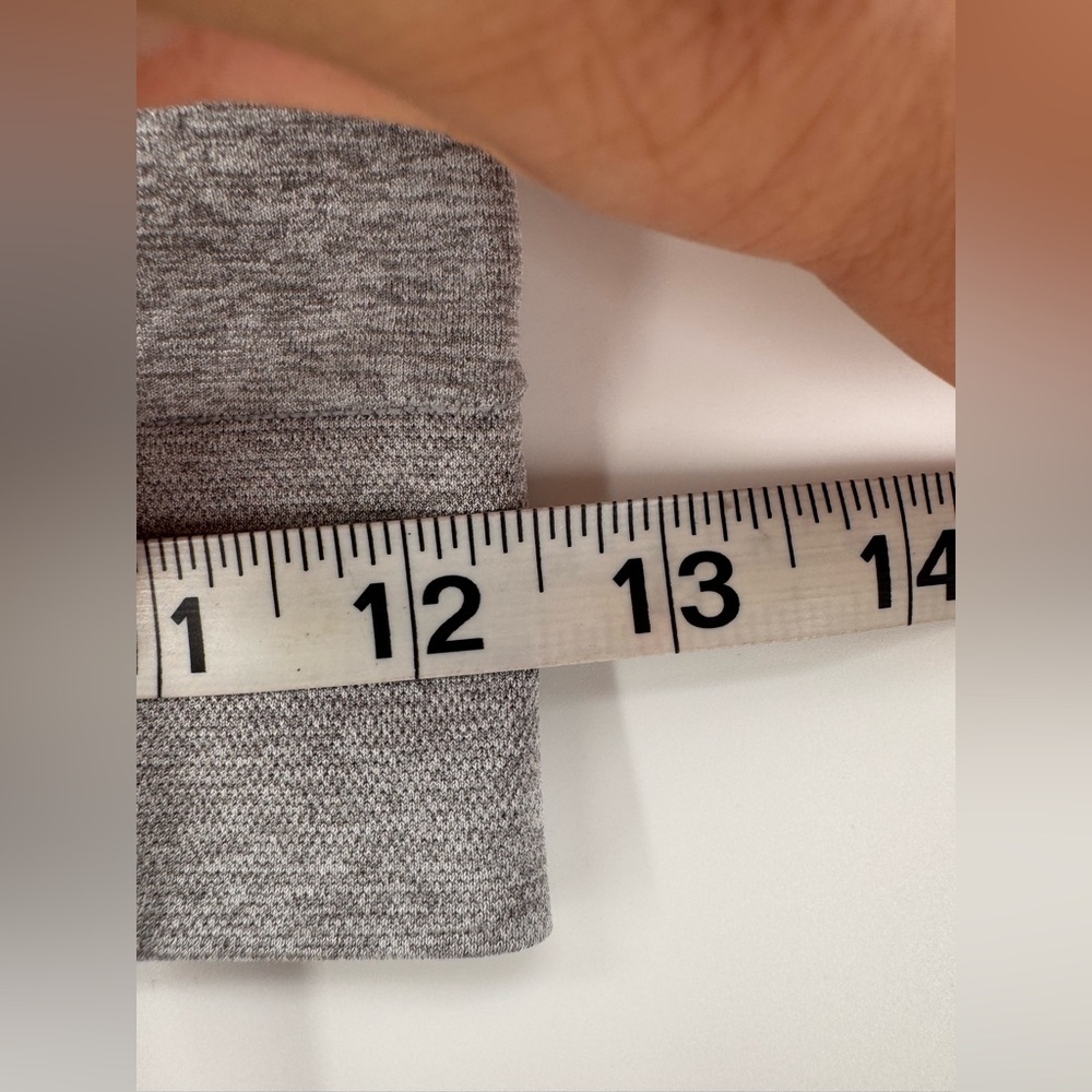 Victoria Secrets Gray Sports Bra M - Picture 2 of 3